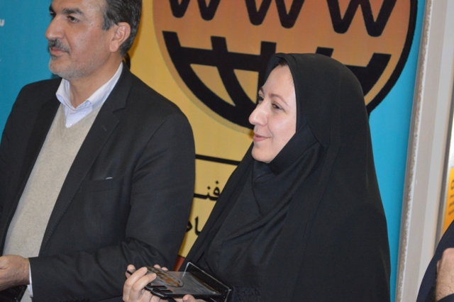 محمد حسین تقوایی زحمتکش:گزارش اختصاصی یازدهمین نمایشگاه فناوری اطلاعات استان یزد:اختتامیه کامیتکس یازدهم محمد حسین تقوایی زحمتکش:گزارش اختصاصی یازدهمین نمایشگاه فناوری اطلاعات استان یزد:اختتامیه کامیتکس یازدهم