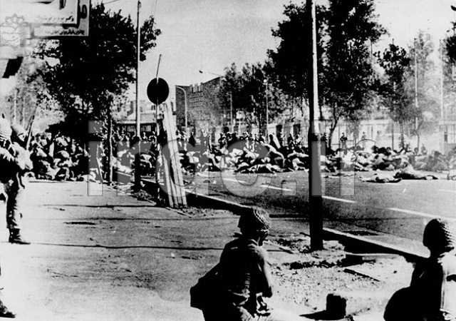 یزد فردا :نگاهی به قیام خونین ۱۷ شهریور 1357 یزد فردا :نگاهی به قیام خونین ۱۷ شهریور 1357