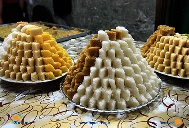 سوغات یزد  - یزد فردا : محمد حسین تقوایی زحمتکش : بانو حمیده زابلی &ndash; وکیل پایه یک دادگستری یزد -کارشناس ارشد حقوق مالکیت فکری ثبت نشان جغرافیائی تنها راه گریز از خطر دست رفتن سرمایه های ملّی ایران(11)