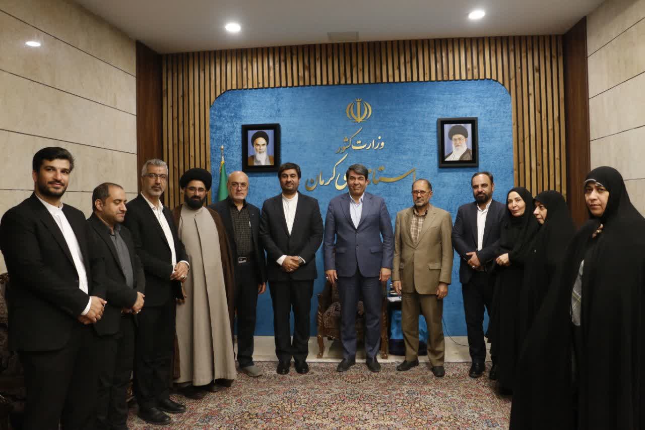 به دنبال مردمی‌سازی توسعه در استان کرمان هستیم/تبادل تجربه استان‌های کرمان و یزد با پیشگامی شهرداری و شورای شهر