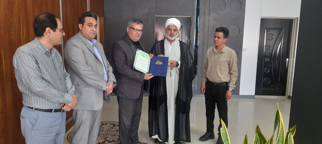 ۲۰ موقوفه منطقه ۲ یزد صاحب سند رسمی شدند