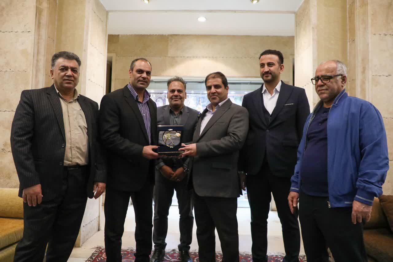 قدردانی معاون استاندار یزد از ذوب‌آهن بابت کمپین فرهنگی «بحران آب» در لیگ برتر