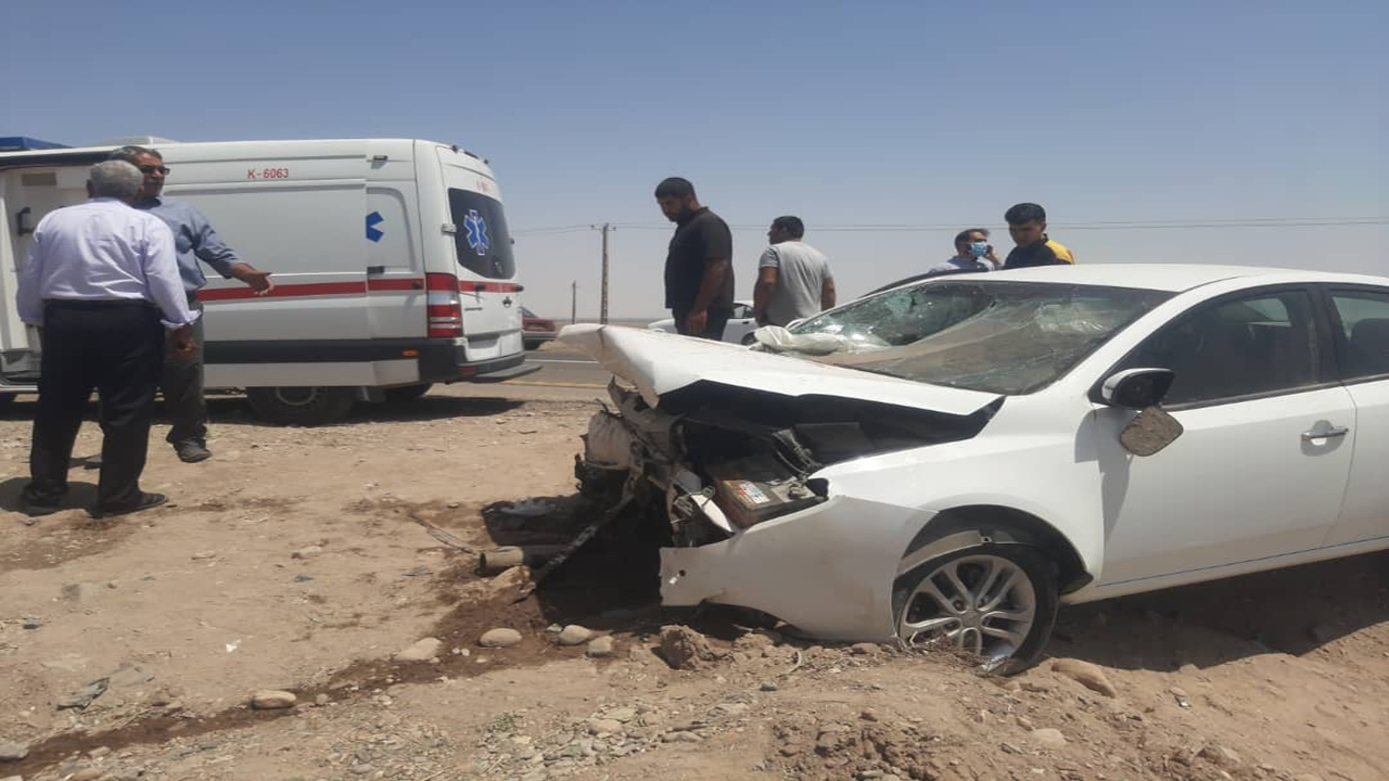 ۲ مصدوم بر اثر واژگونی کیا در محور رفسنجان، یزد