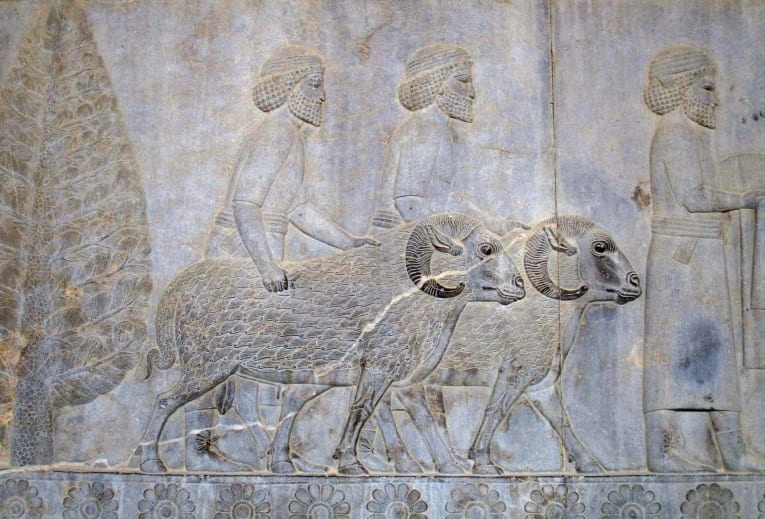 عبور رستاخیزگونه ایرانیان در پهنه تاریخ