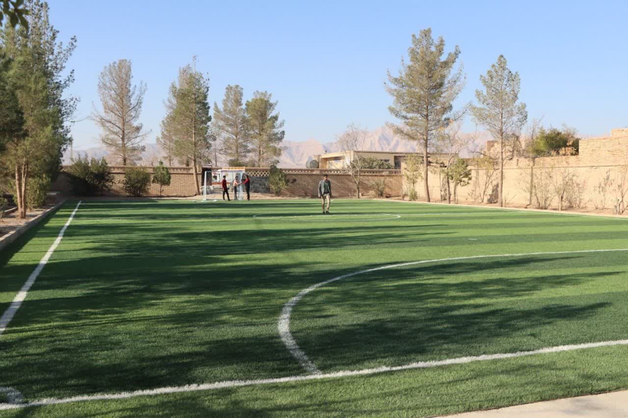 افتتاح شانزدهمین زمین چمن مصنوعی مدارس در شهرستان بهاباد