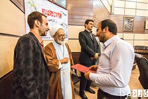 مراسم تجلیل از خبرنگاران شهرستان مهریز به روایت تصویر