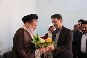 ديدار فرماندار و مديران ادارات بافق با امام جمعه شهرستان 