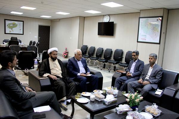 نشست منتخبین  شورای اسلامی شهر دیهوک با  فرماندار ویژه شهرستان طبس برگزار شد