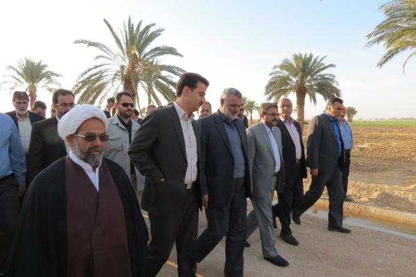 افتتاح همزمان پروژه تجهیز و نوسازی اراضی در سطح 800 هکتار شهرستان طبس با حضور وزیر جهاد کشاورزی