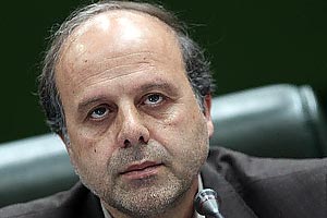 نماینده مردم یزد خبر داد: امضای ده نماینده مجلس برای تحقیق و تفحص از سند چشم اندازه بیست ساله کشور 