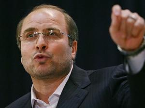 قالی باف در حادثه کوی دانشگاه:همین هایی که تو جلسه شورای امنیت کشور هستند باعث فتنه و شلوغی دانشگاه ها می‌شوند.»(3نظر)