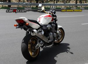 متخلف موتورسيكلت 50 ميليون تومانی رادر اردکان رها کردومتواری شد متخلف موتورسيكلت 50 ميليون تومانی رادر اردکان رها کردومتواری شد