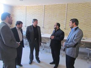 بازدید عضو هیأت علمی دانشکده دامپزشکی دانشگاه تهران از دانشگاه اردکان