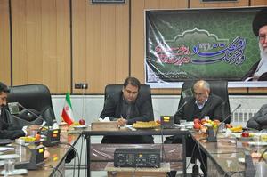 فرماندار خاتم خواستار ايجاد و بهره برداري از شبكه اينترنت 3G در خاتم شد